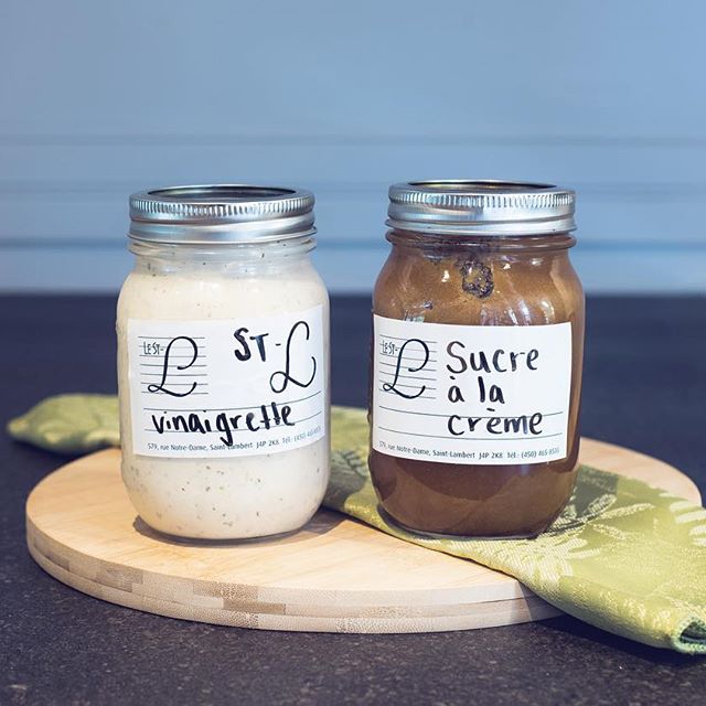 Nous avons des potages, des vinaigrettes, du sucre à la crème, chocolat maison et caramel disponibles en vente ! 